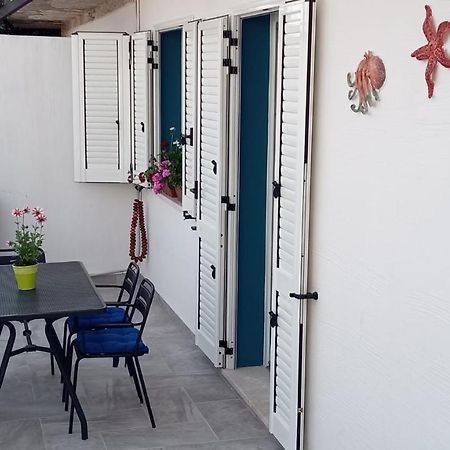 Ferienwohnung Monolocale Marizzola Cala Gonone Exterior foto